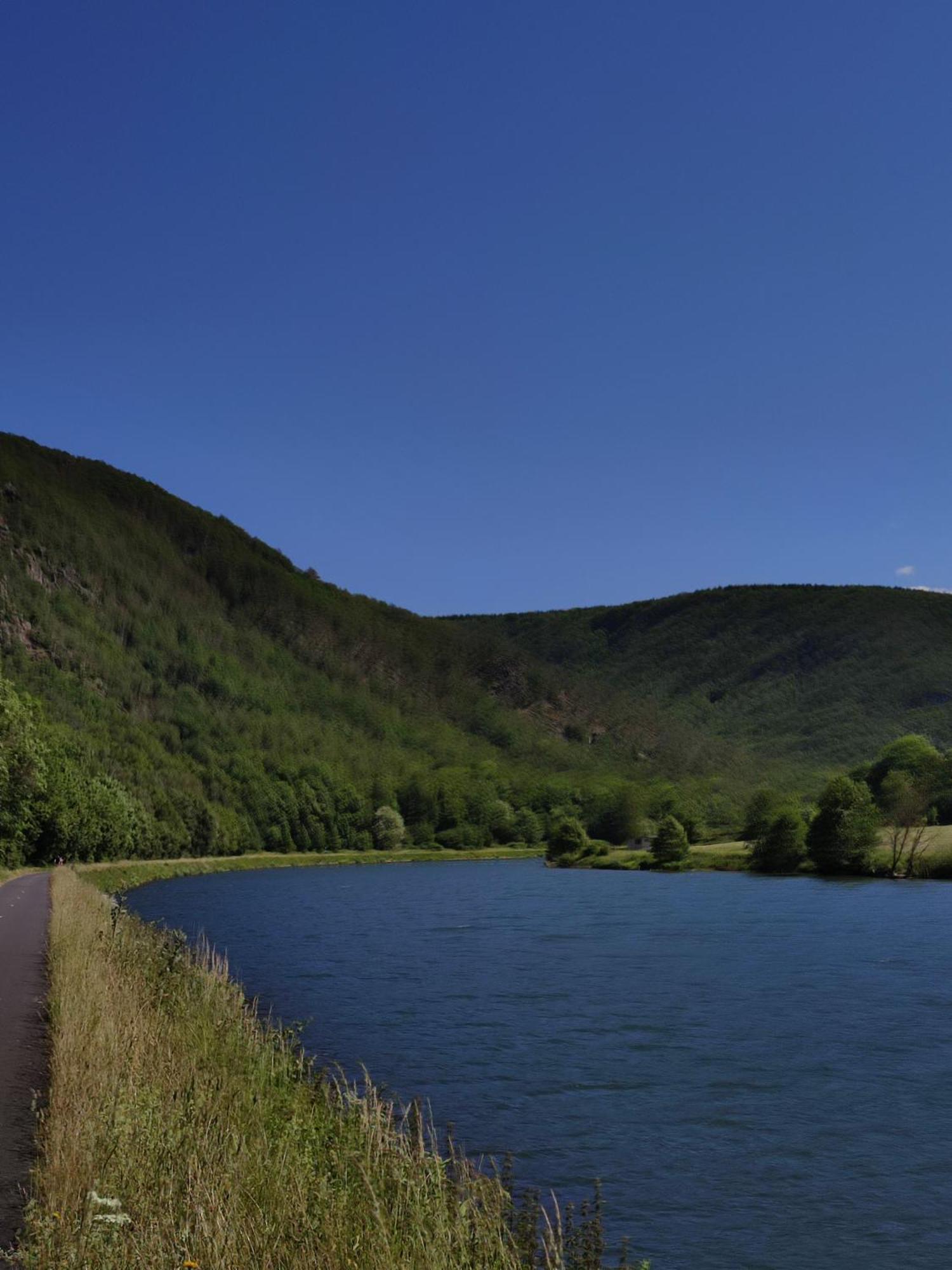 Entre Meuse Et Foret Revin  Ngoại thất bức ảnh